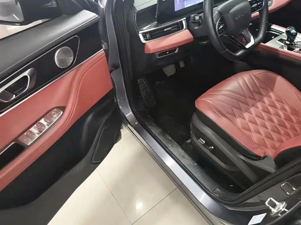Chery Tiggo 7 PLUS 2023 Facelift 1.6TGDI DCT Luxury Edition — миниатюра 16