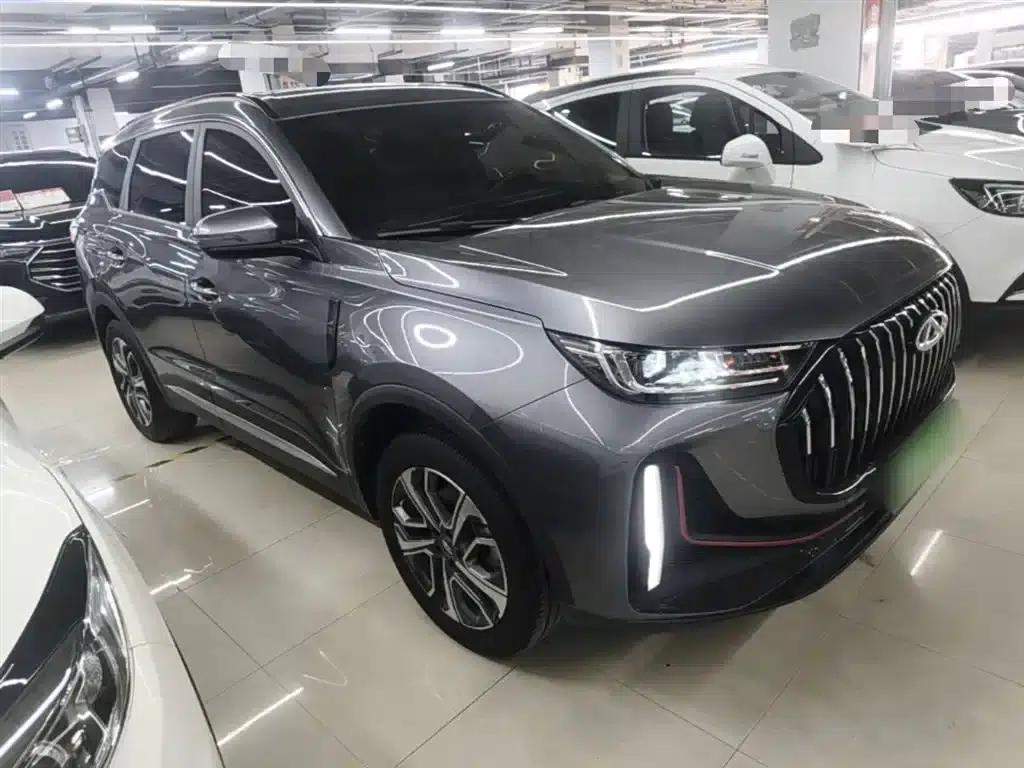 Chery Tiggo 7 PLUS 2023 Facelift 1.6TGDI DCT Luxury Edition — миниатюра 4