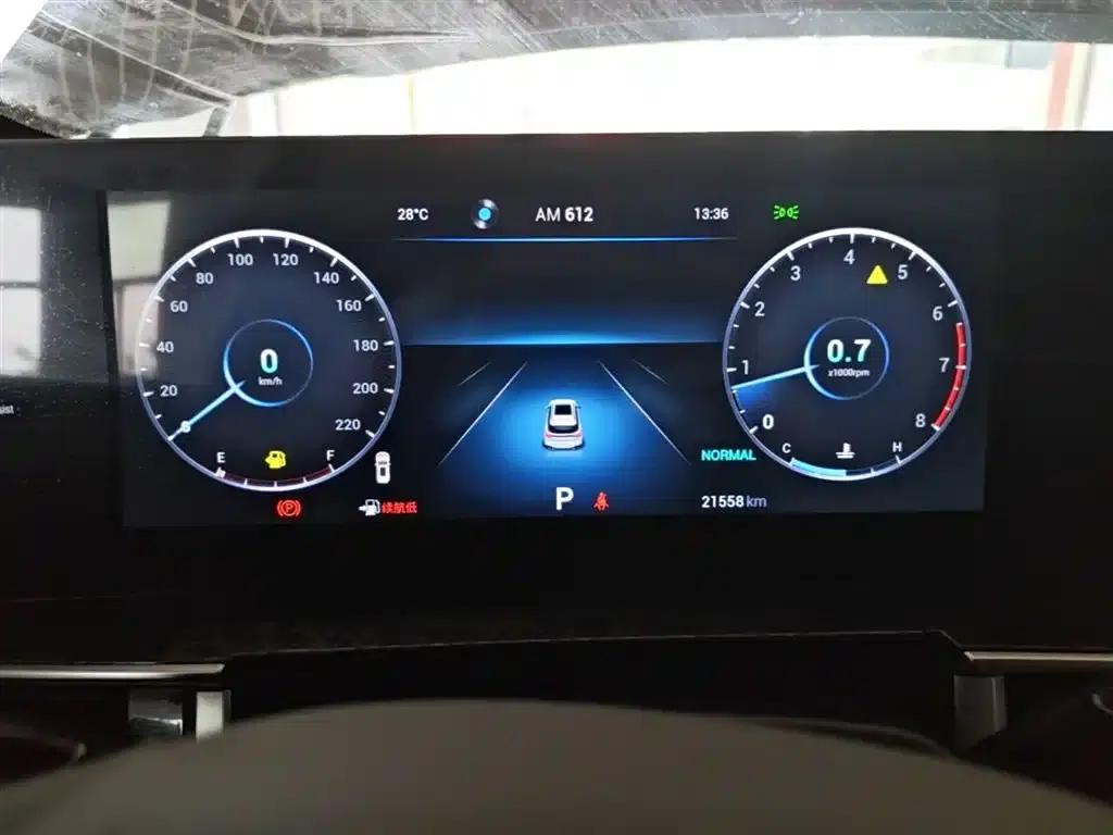 Chery Tiggo 7 PLUS 2023 1.6TGDI DCT Premium — миниатюра 12