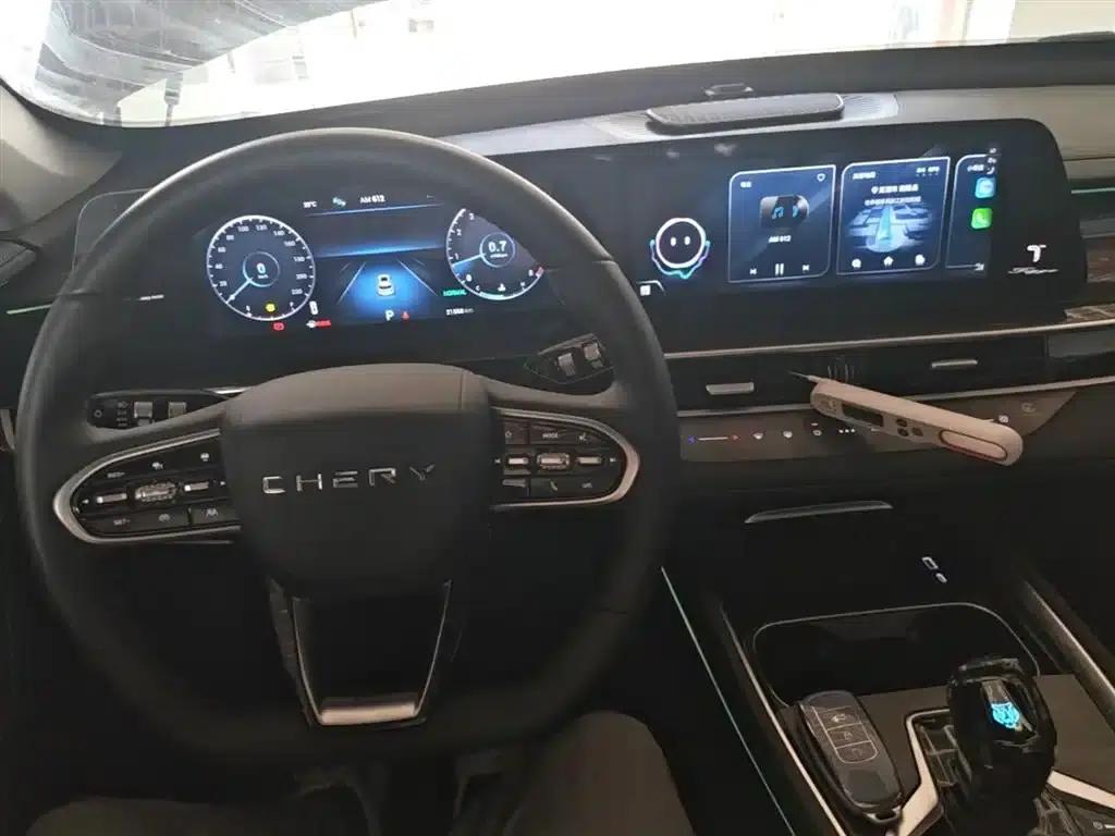 Chery Tiggo 7 PLUS 2023 1.6TGDI DCT Premium — миниатюра 10