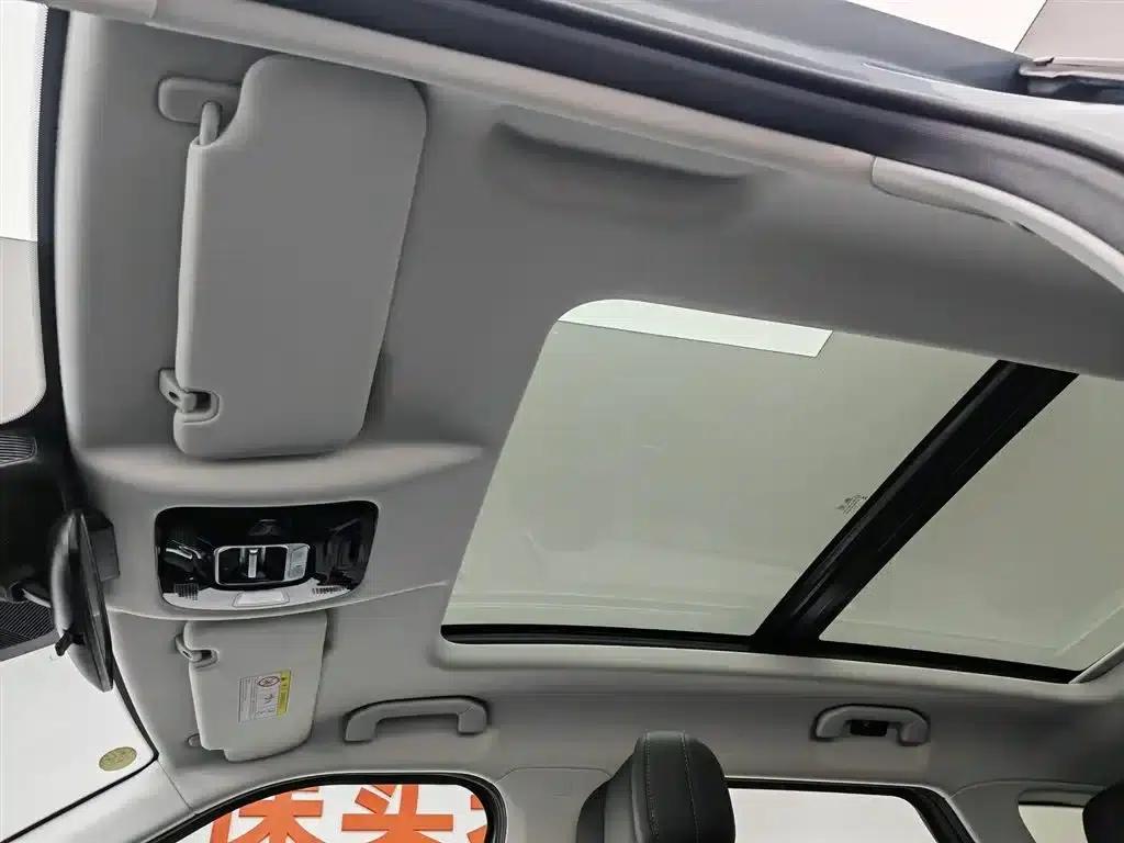 Explore 06 2023 Urban Edition 1.6T 2WD Luxury — миниатюра 14