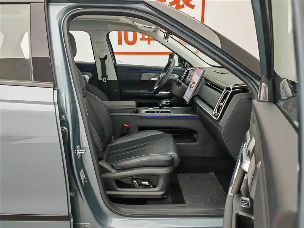 Explore 06 2023 Urban Edition 1.6T 2WD Luxury — миниатюра 23