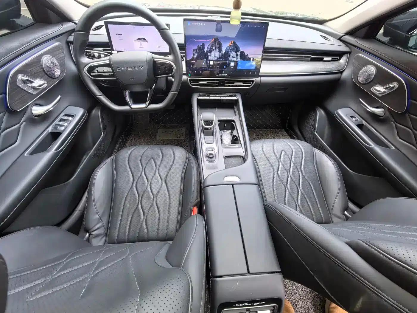 Chery Arrizo 8 PRO 2025 1.6T DCT Luxury+ — миниатюра 4