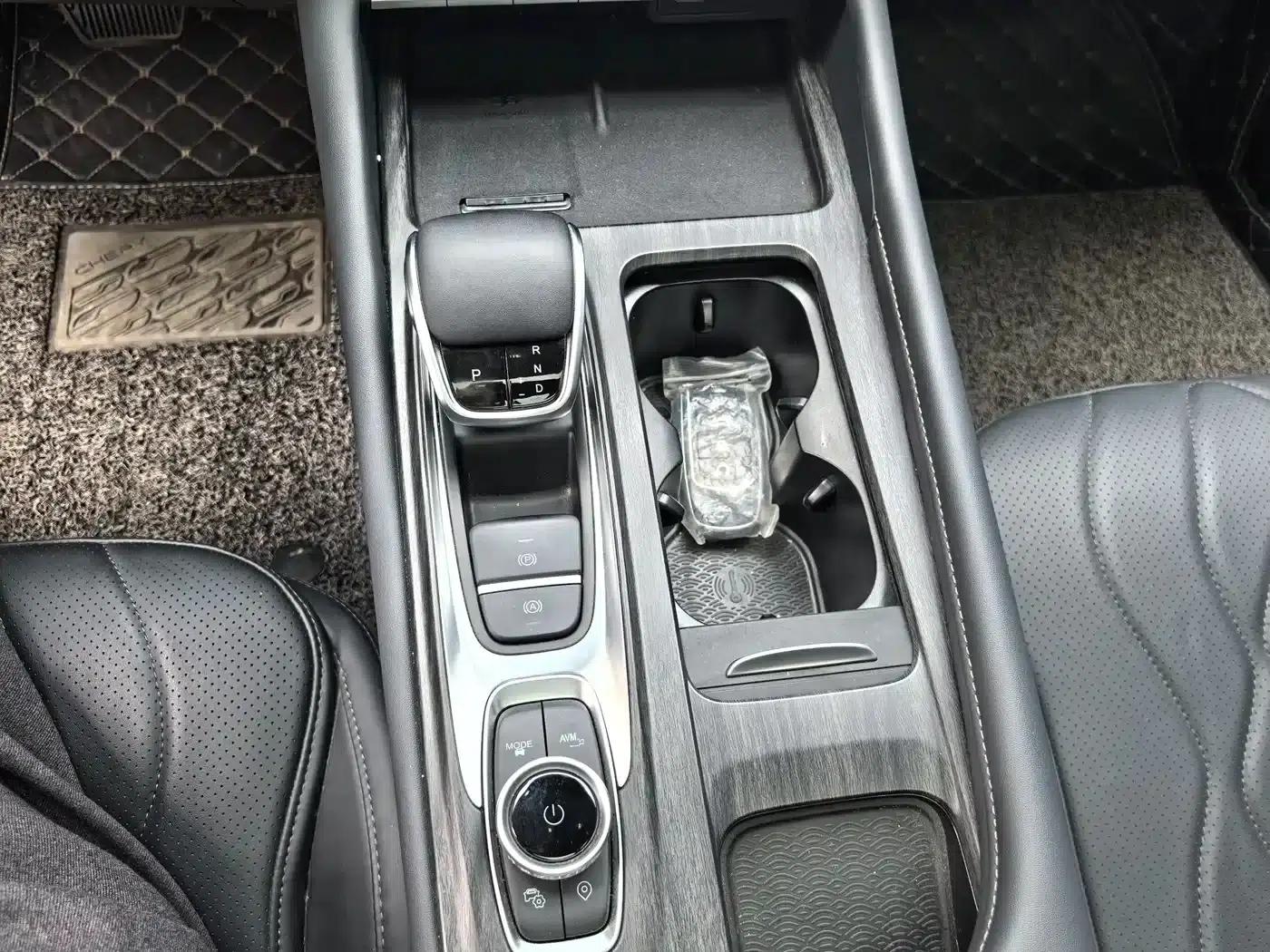 Chery Arrizo 8 PRO 2025 1.6T DCT Luxury+ — миниатюра 10