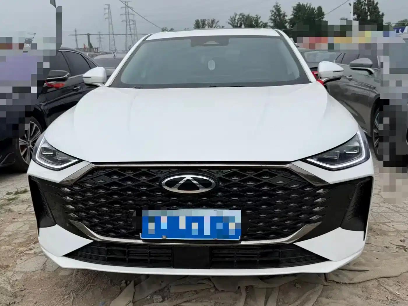 Chery Arrizo 8 PRO 2025 1.6T DCT Luxury Edition — миниатюра 2