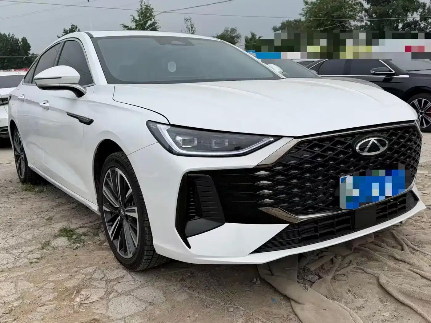 Chery Arrizo 8 PRO 2025 1.6T DCT Luxury Edition — миниатюра 3