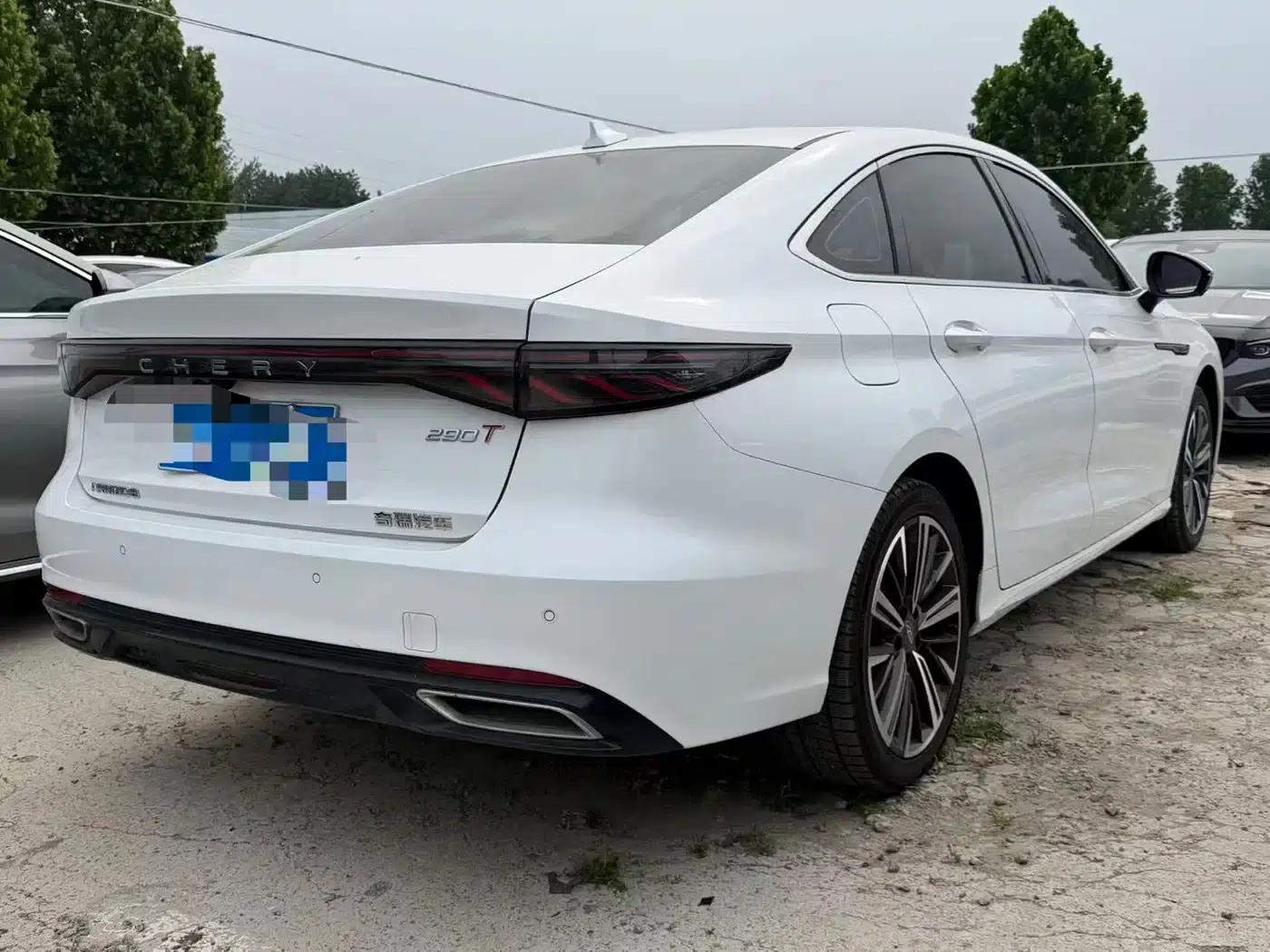 Chery Arrizo 8 PRO 2025 1.6T DCT Luxury Edition — миниатюра 9