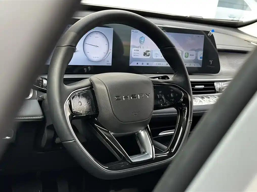 Chery Tiggo 8 PRO PHEV 2025 Champion Edition 1.5T 100km Premium Model — миниатюра 22