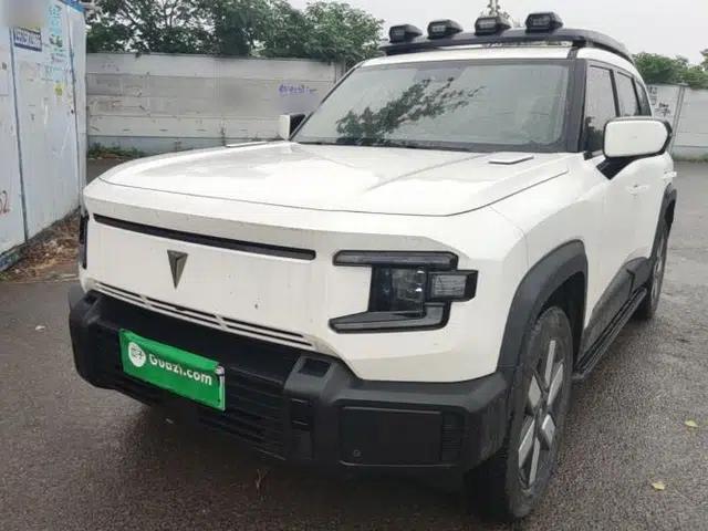 Deepal G318 2024 Four-Wheel-Drive Air Suspension Model