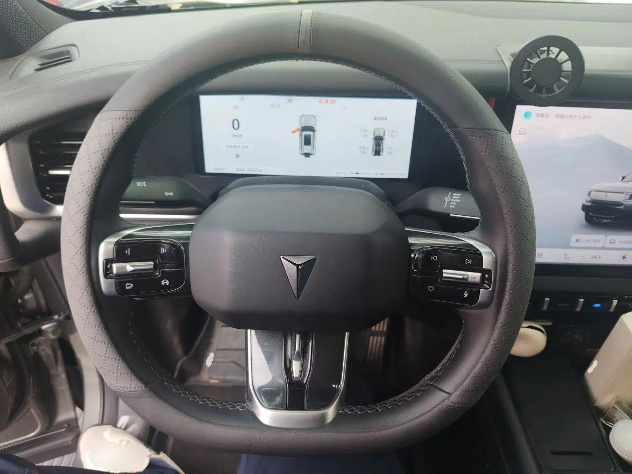 Deepal G318 2024 Four-Wheel Drive Comfort Edition — миниатюра 11