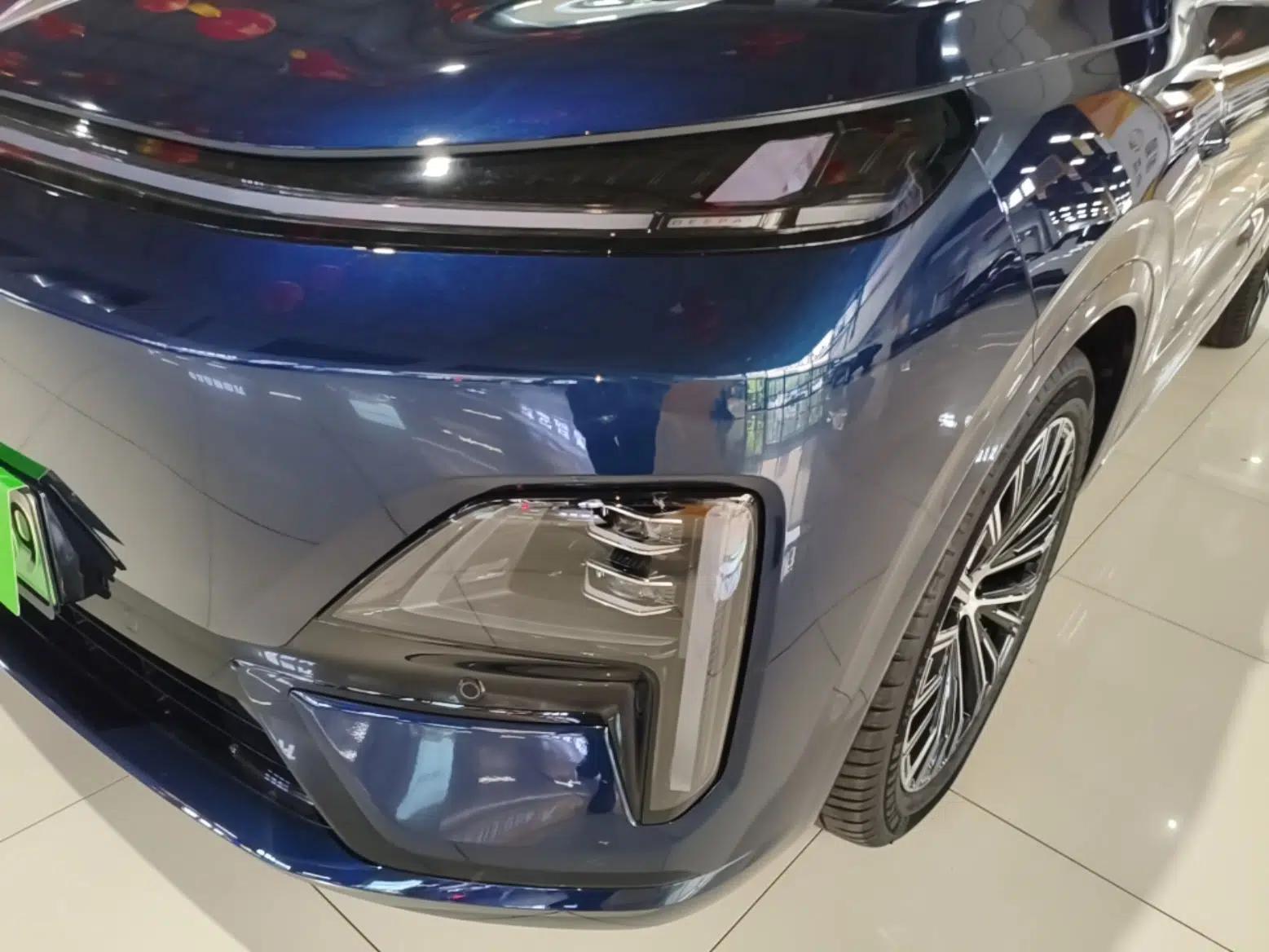 Deepal S09 2025 Four-Wheel Drive Ultra+ Custom Edition — миниатюра 5