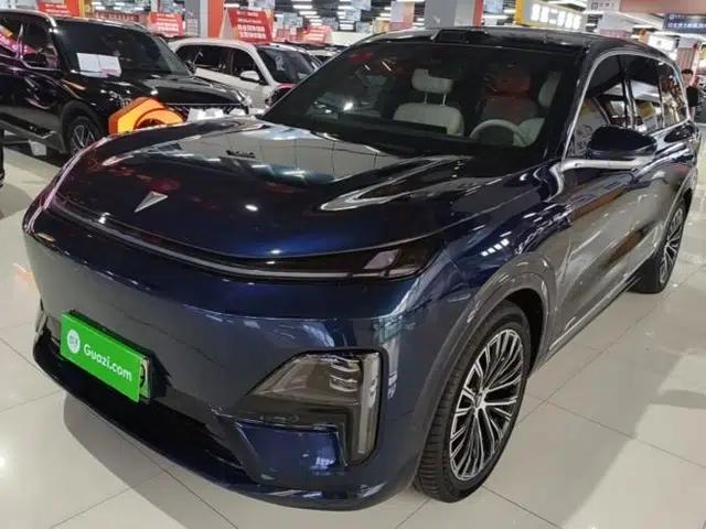 Deepal S09 2025 Four-Wheel Drive Ultra+ Custom Edition