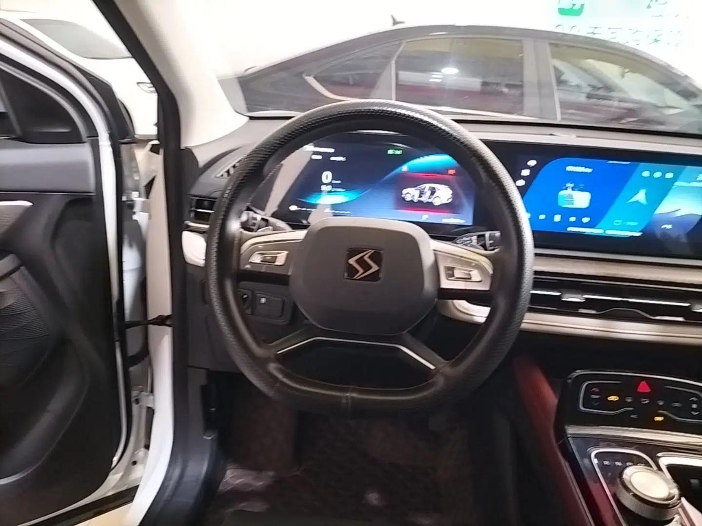 SOL QX 2021 300T DCT Prestige Smart Connectivity Version — миниатюра 14