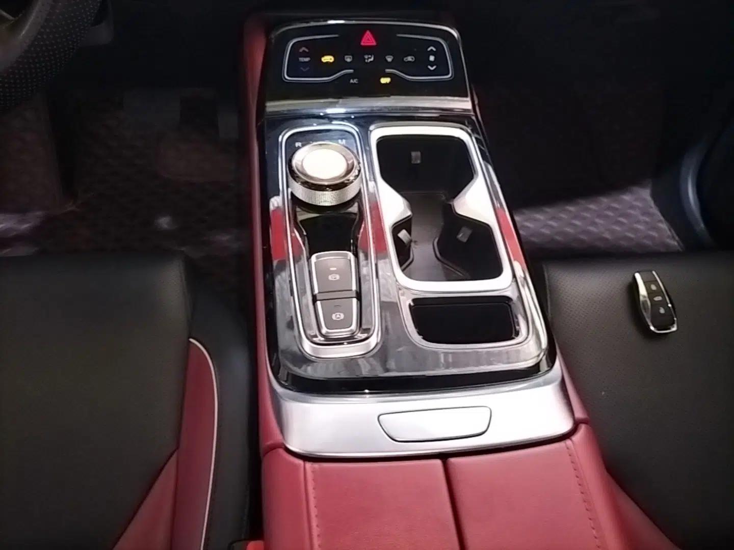 SOL QX 2021 300T DCT Prestige Smart Connectivity Version — миниатюра 17
