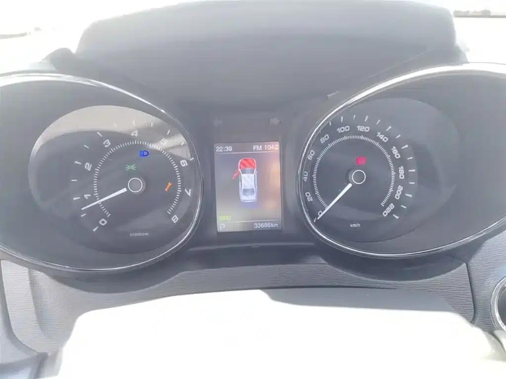 Chery Arrizo 7 2017 1.5T CVT Premium Edition — миниатюра 12