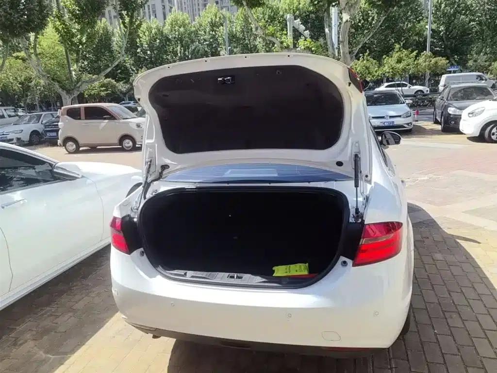 Chery Arrizo 7 2017 1.5T CVT Premium Edition — миниатюра 19