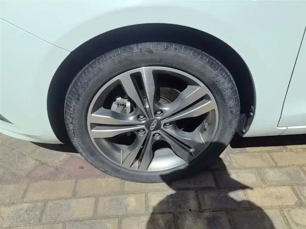 Chery Arrizo 7 2017 1.5T CVT Premium Edition — миниатюра 23