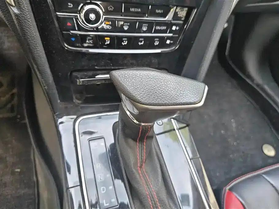 Venucia D60 2019 Model, 100,000 Glory Edition, 1.6L XL CVT, National VI Emission Standard — миниатюра 16
