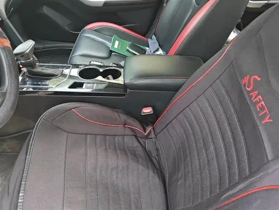 Venucia D60 2019 Model, 100,000 Glory Edition, 1.6L XL CVT, National VI Emission Standard — миниатюра 9