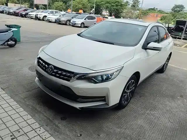 Venucia D60 2018 1.6L CVT Intelligent Elite Edition