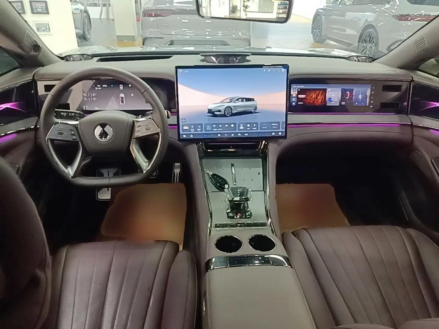Denza Z9GT 2024 1100 4x4 Max First Edition — миниатюра 13
