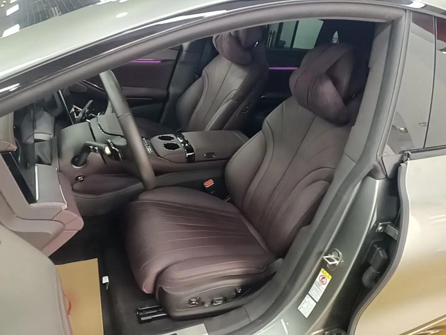 Denza Z9GT 2024 1100 4x4 Max First Edition — миниатюра 18