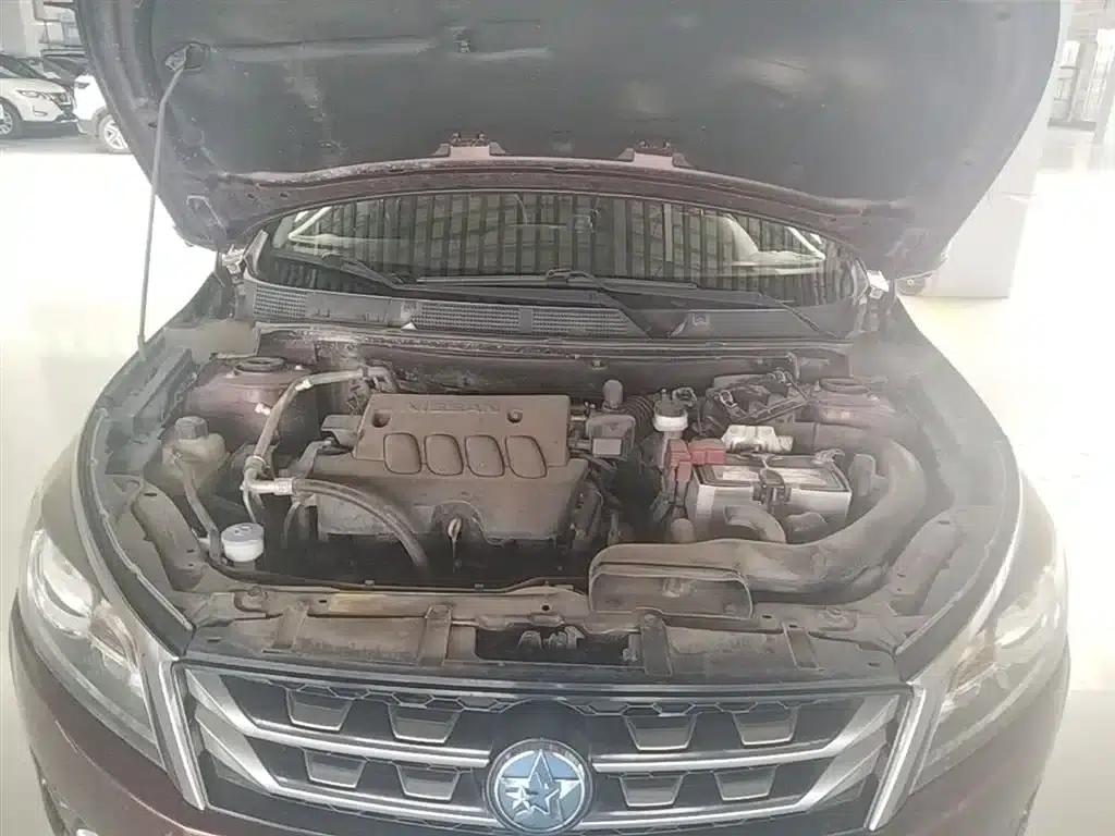 Venucia T70 2016 2.0L Manual Smart Edition — миниатюра 20