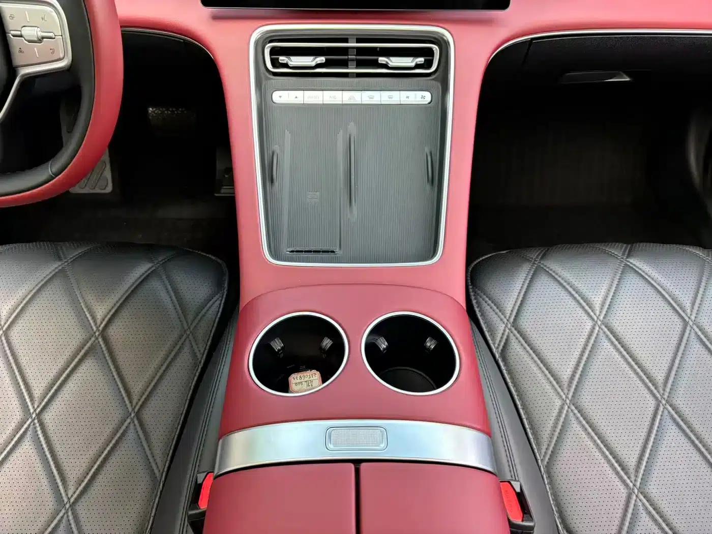 Fengyun A9L 2025 All-Wheel Drive High-Performance Peak Edition — миниатюра 12