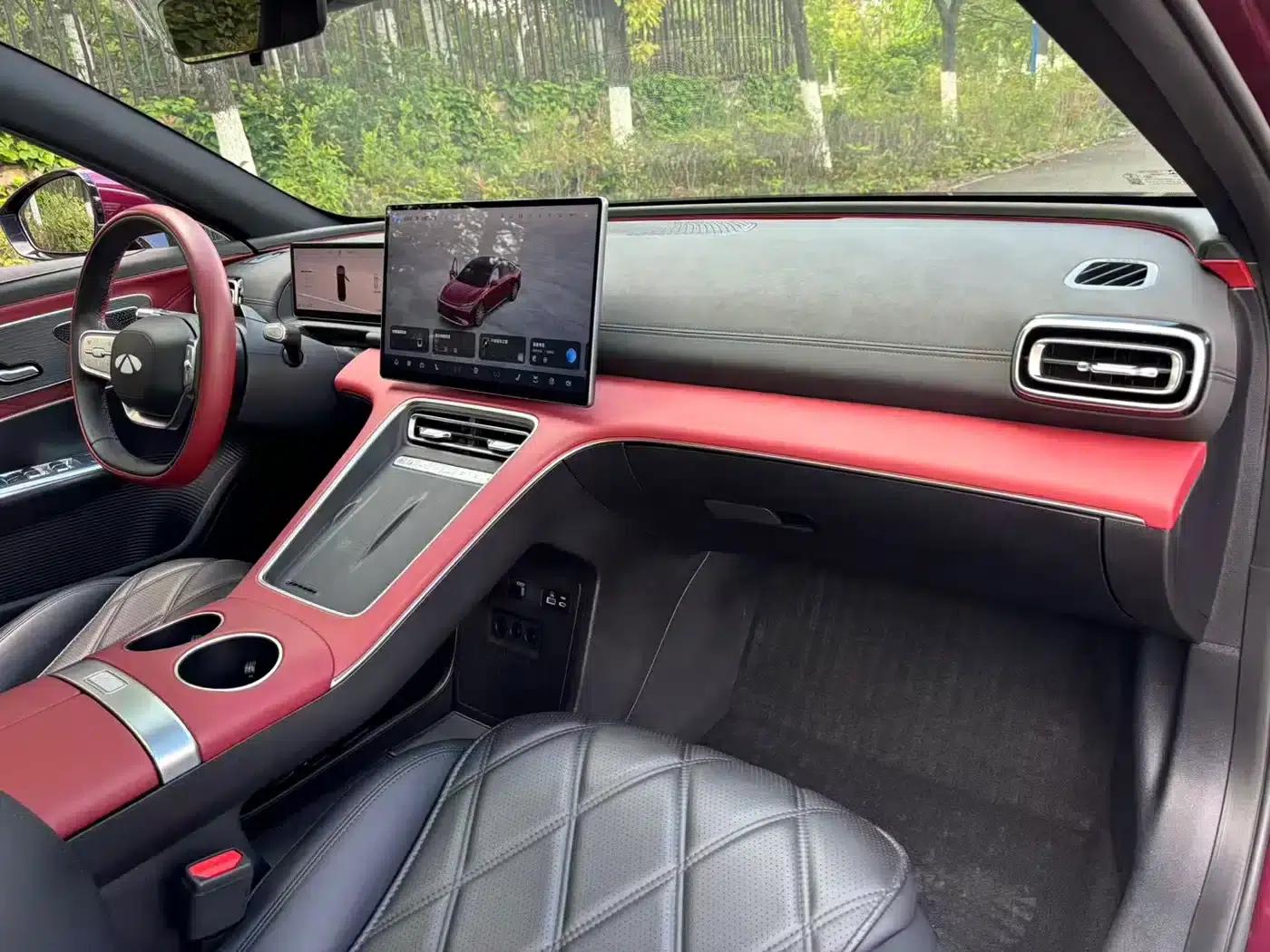Fengyun A9L 2025 All-Wheel Drive High-Performance Peak Edition — миниатюра 25