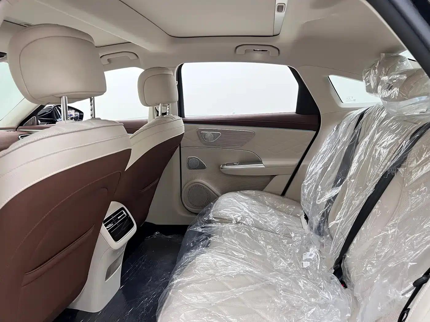 Fengyun A9L 2025 Model 260km Extended Range Luxury Edition — миниатюра 17
