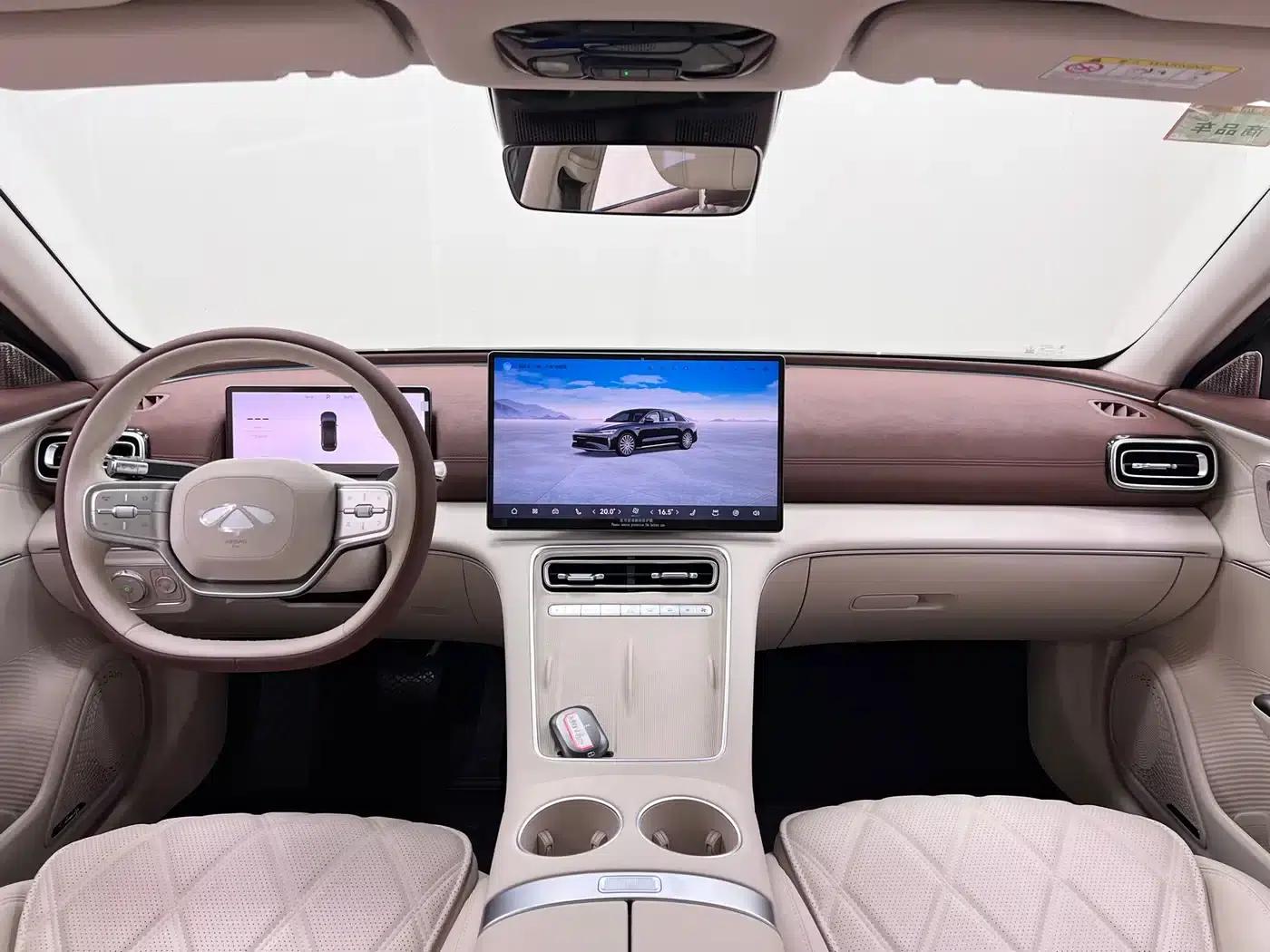 Fengyun A9L 2025 Model 260km Extended Range Luxury Edition — миниатюра 20
