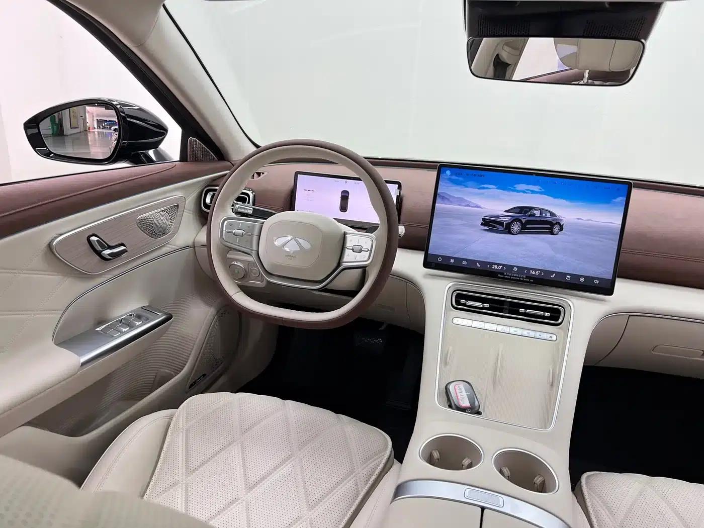 Fengyun A9L 2025 Model 260km Extended Range Luxury Edition — миниатюра 21