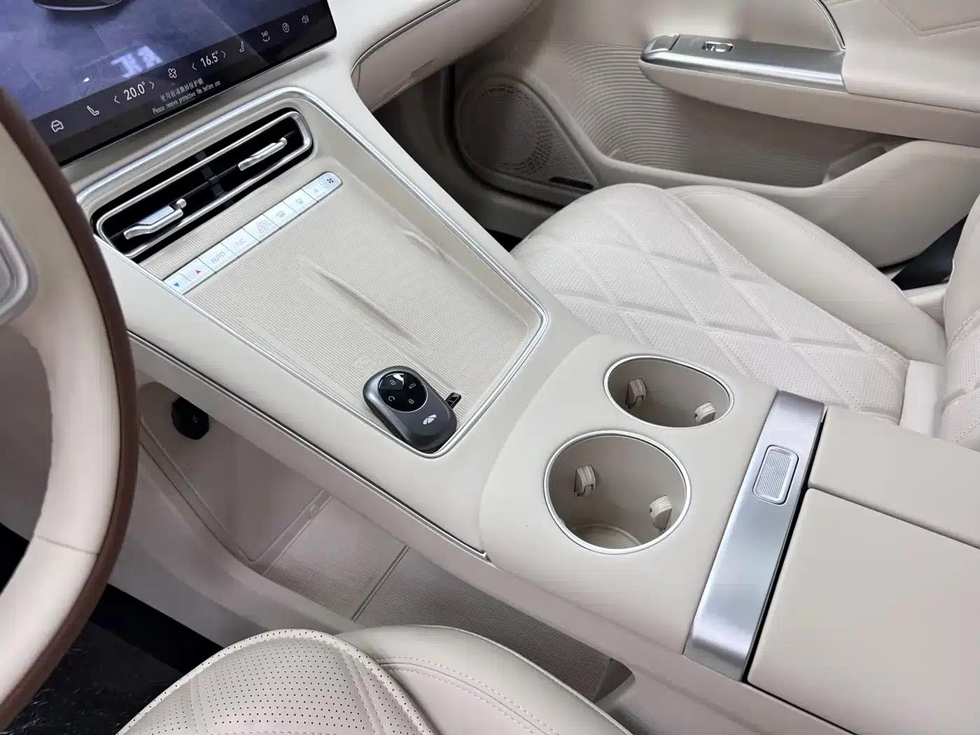 Fengyun A9L 2025 Model 260km Extended Range Luxury Edition — миниатюра 25