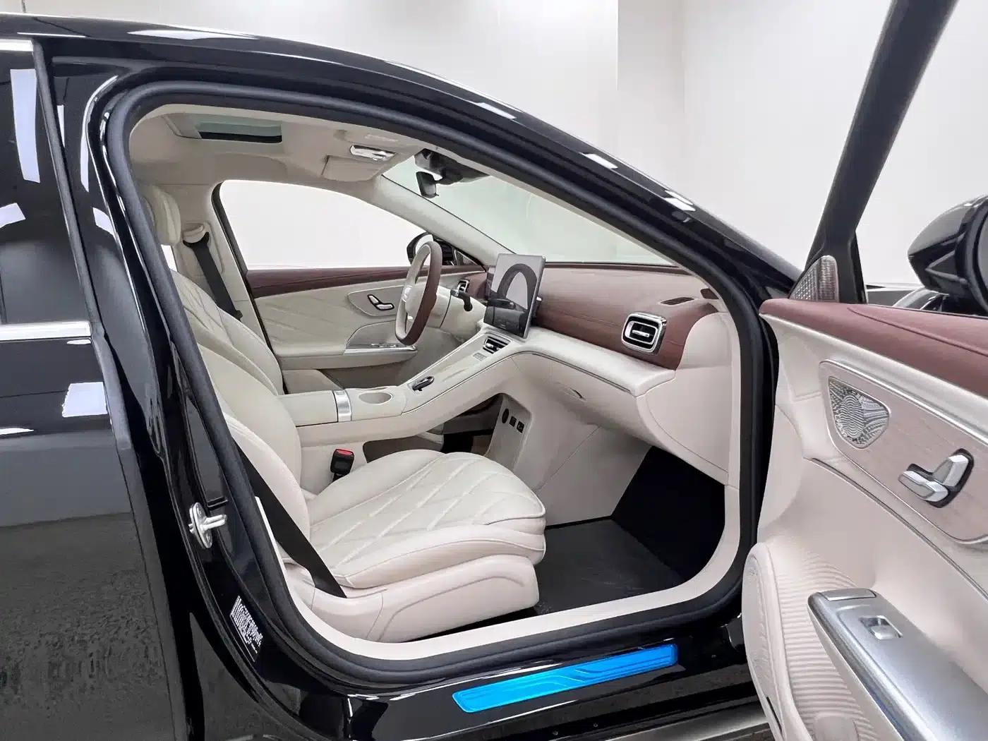 Fengyun A9L 2025 Model 260km Extended Range Luxury Edition — миниатюра 29