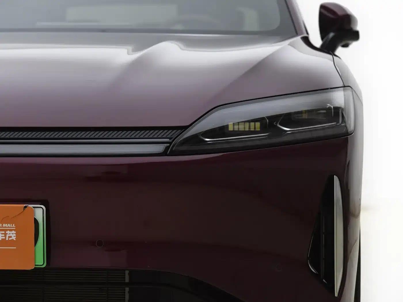 Fengyun A9L 2025 All-Wheel Drive High-Performance Peak Edition — миниатюра 2