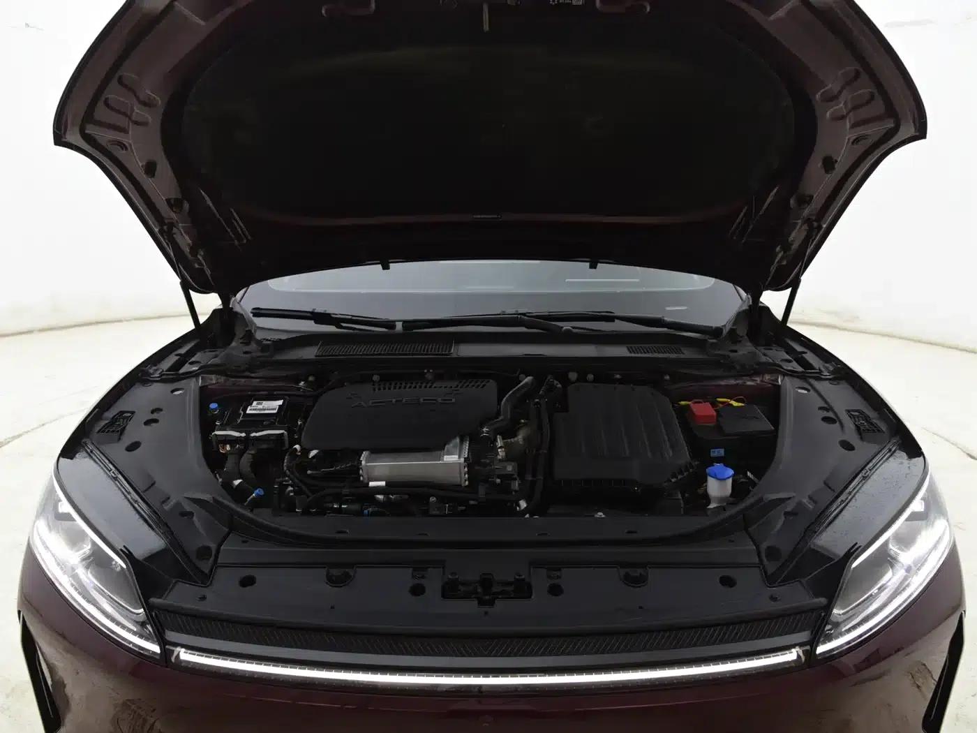 Fengyun A9L 2025 All-Wheel Drive High-Performance Peak Edition — миниатюра 12