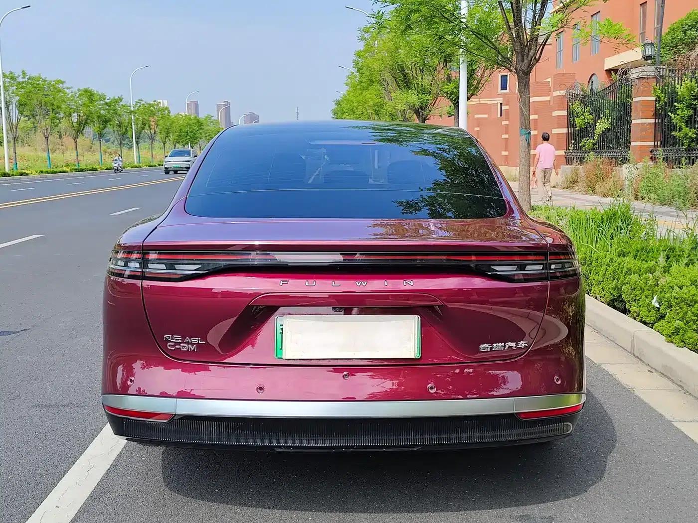 Fengyun A9L 2025 All-Wheel Drive High-Performance Peak Edition — миниатюра 31