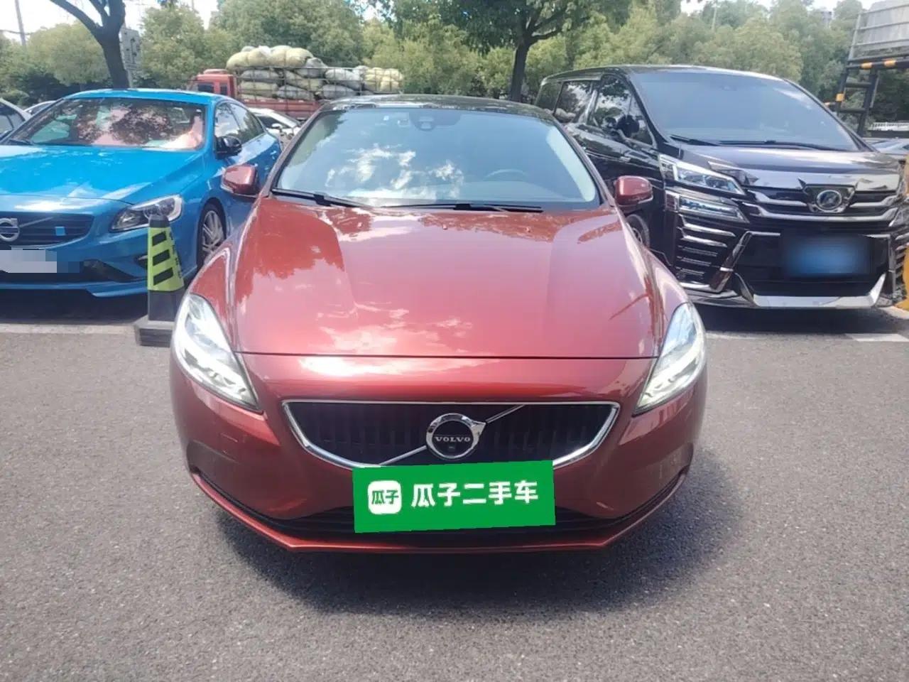 Volvo V40 2018 T3 Zhiyi Edition — миниатюра 2