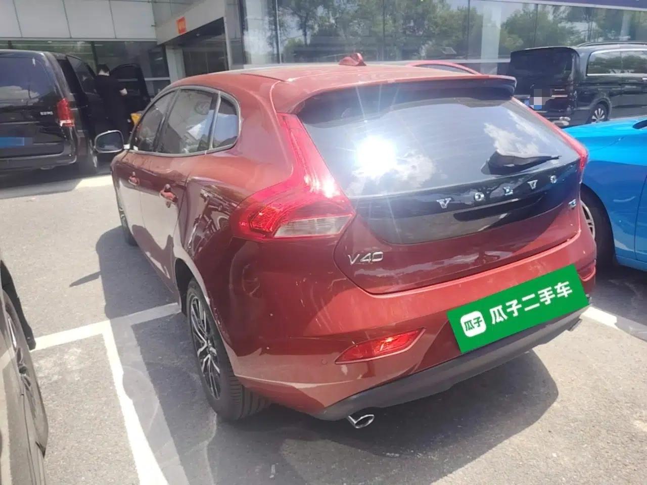 Volvo V40 2018 T3 Zhiyi Edition — миниатюра 4