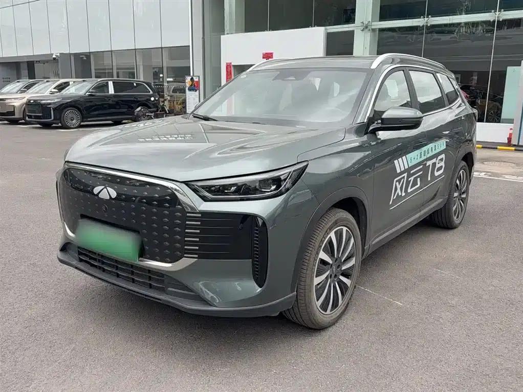 Fengyun T8 2025 1.5T 130km Premium Edition 5-seater — миниатюра 3