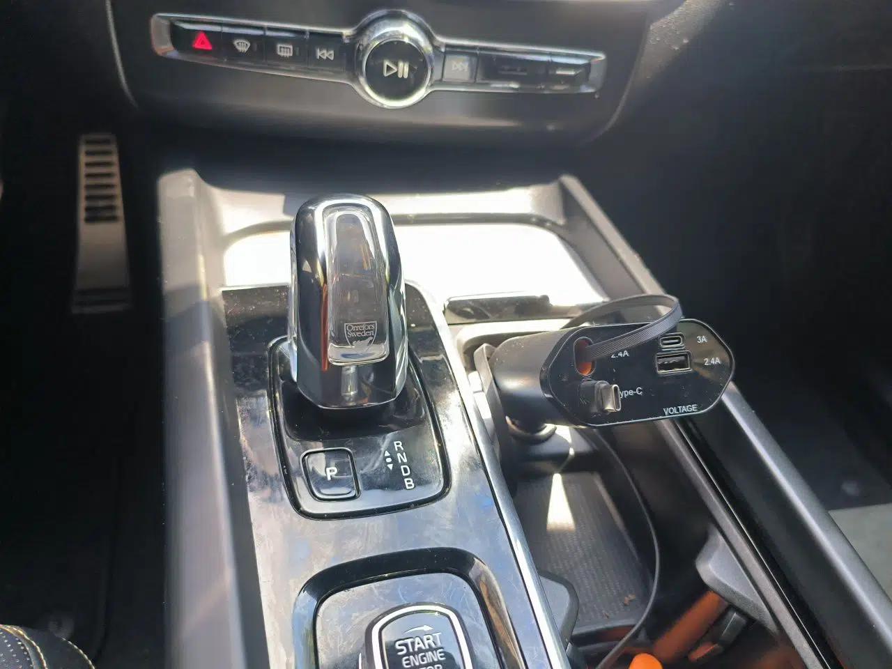Volvo XC60 New Energy 2019 T8 E-Drive Hybrid Prestige Luxury Version China V Standard — миниатюра 15
