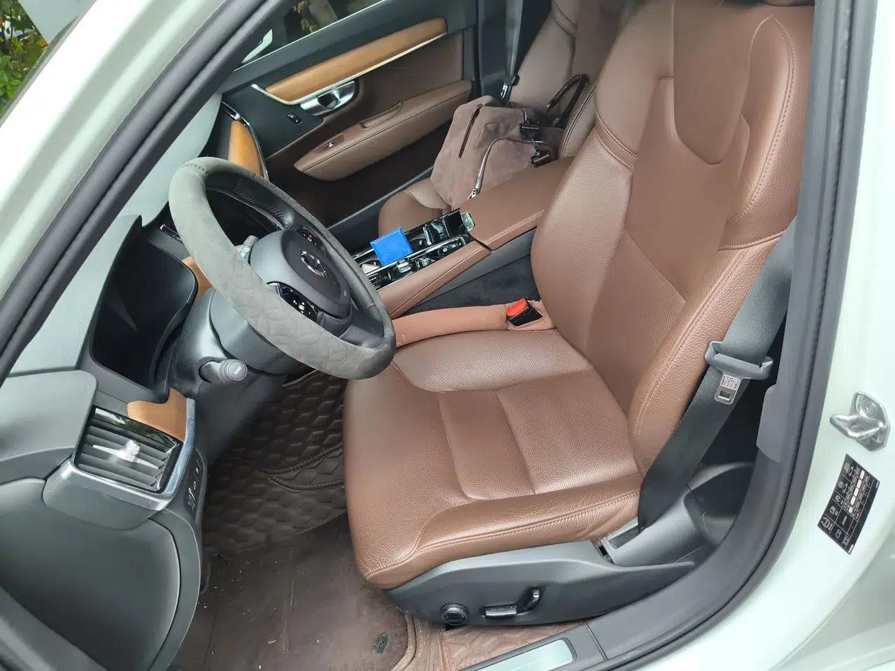 Volvo S90 New Energy 2021 T8 eDrive Hybrid Zhiyi Luxury Edition — миниатюра 12