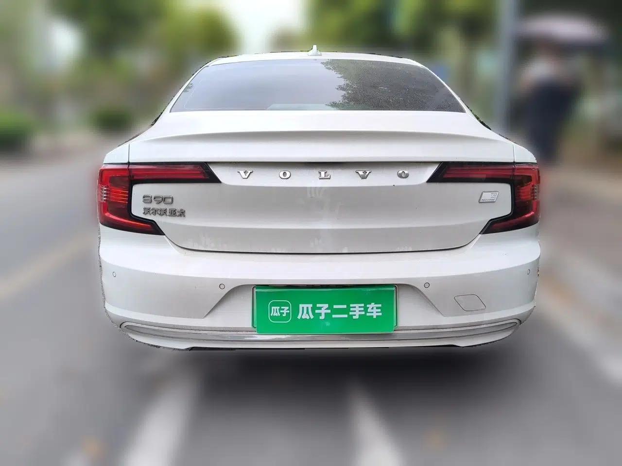 Volvo S90 New Energy 2021 T8 eDrive Hybrid Zhiyi Luxury Edition — миниатюра 3