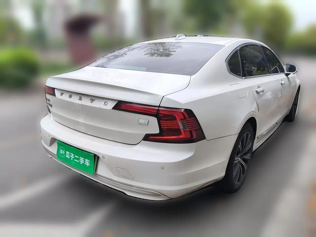 Volvo S90 New Energy 2021 T8 eDrive Hybrid Zhiyi Luxury Edition — миниатюра 4