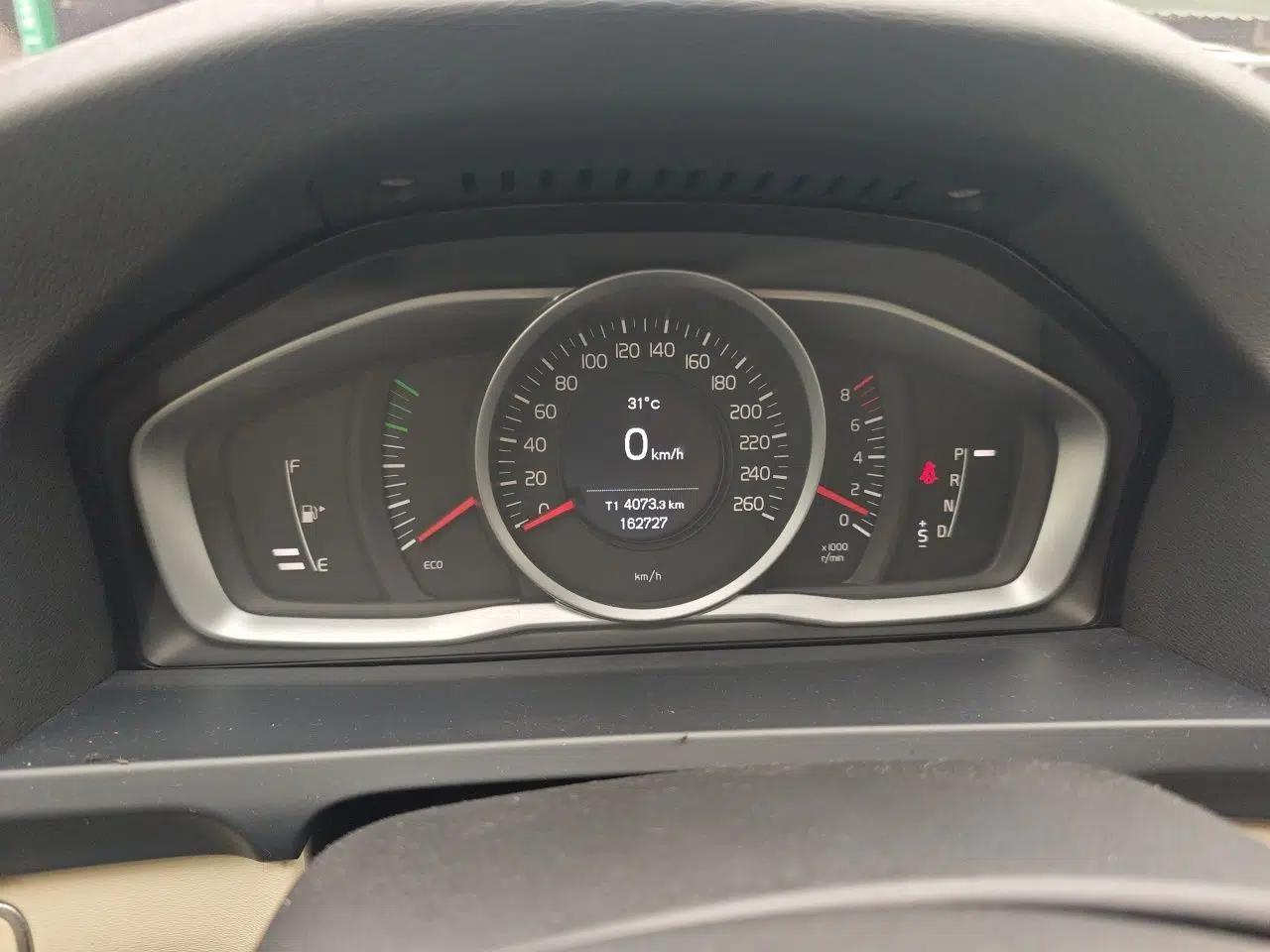 Volvo V60 2014 T5 Zhiyi Edition — миниатюра 12