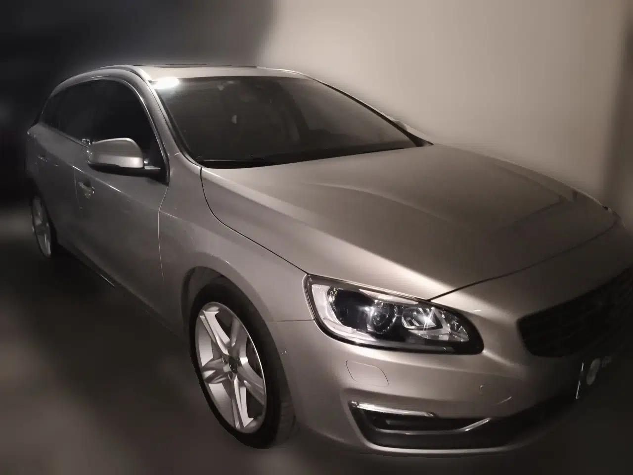 Volvo V60 2017 T5 Zhiya Edition China V Standard — миниатюра 3