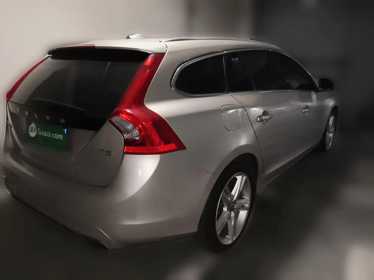 Volvo V60 2017 T5 Zhiya Edition China V Standard — миниатюра 6