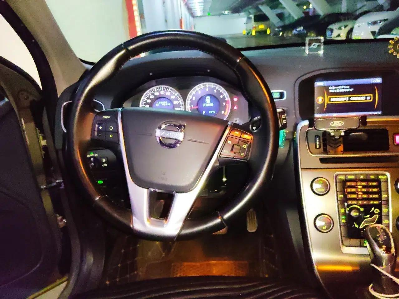 Volvo V60 2013 T5 Zhiya Edition — миниатюра 11