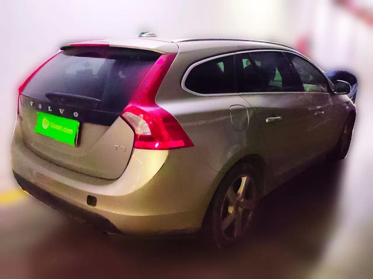 Volvo V60 2013 T5 Zhiya Edition — миниатюра 6