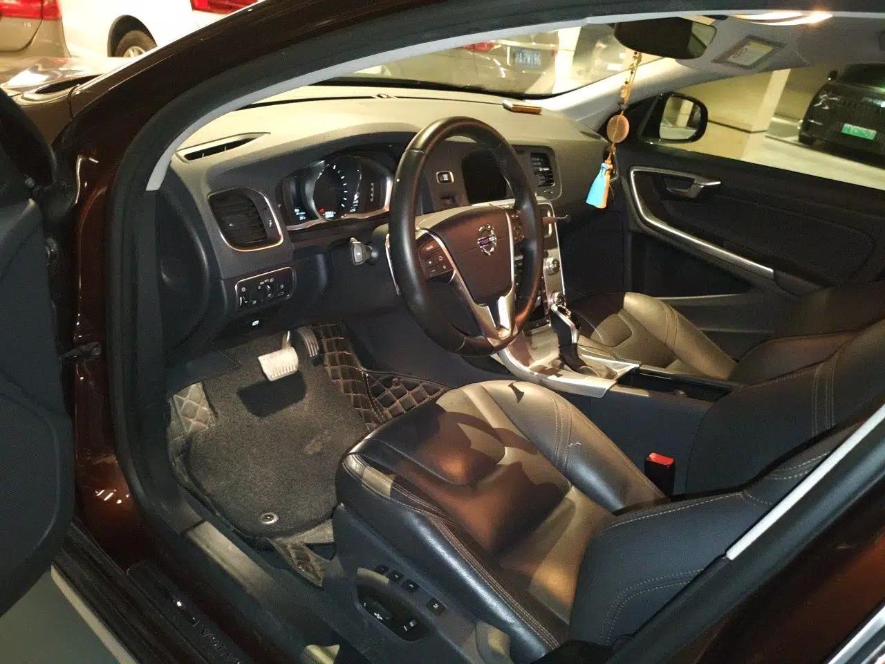 Volvo V60 2017 Cross Country T5 AWD China V Standard — миниатюра 17